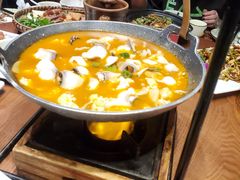 思茅酸汤鱼片-老滇山寨•云南特色菜•地方菜•民族风情歌舞表演(金碧店)