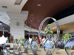 -荣誉国际酒店-云顶旋转餐厅