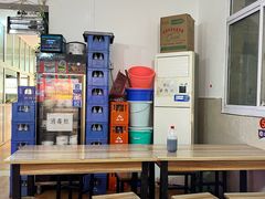 -老字号杨坡红油米线腊汁肉夹馍(东四道巷店)