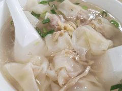 -老西白点心店