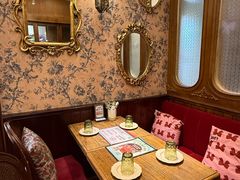 -秘密旅行Bonjour(黑金冠 江南西店)
