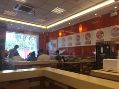 大堂-蓝白自选餐厅(烟大店)