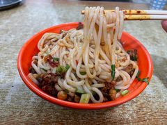 -玲玲米粉·新疆现炒米粉(大十字总店)