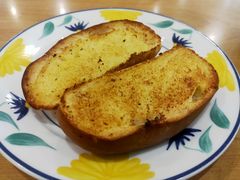 蒜香烤面包-萨莉亚意式餐厅(南京环亚凯瑟琳广场店)