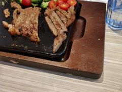 -必胜客(WOW中心城店)