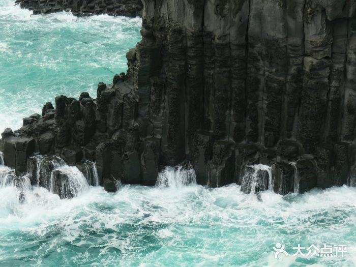 柱状节理带图片