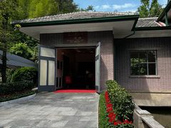 -滴水洞景区