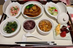 -妈咪呗呗月子中心(湘湖店)