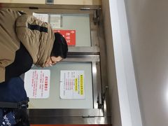 -LILY英语思维馆(花园村店)
