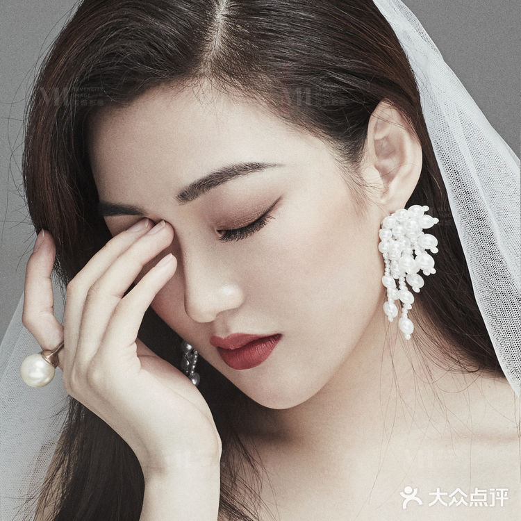 引爆街头👗制造浪漫 | 什么样的街拍婚纱照最好看？