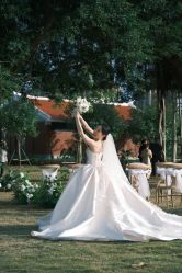 -派丽莫Pellimo原创设计婚纱品牌