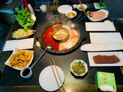 -怡品川宇火锅(宝立方店)