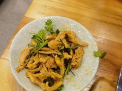 -璞臻汽锅餐厅(南京东路店)