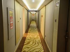 -青岛天瑞星空酒店