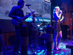 -爱啤精酿·民谣酒馆(滨江店)