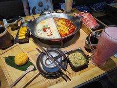 台式麻辣锅-湊湊火锅·茶憩(杭州湖滨银泰in77店)