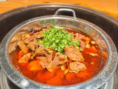 -大众跷脚牛肉馆·非遗传承单位(峨眉山店)