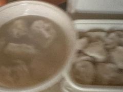 三鲜大馄饨-万寿斋(山阴路店)
