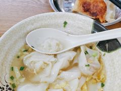 -黄阿姨锅贴大王(万航渡路店)