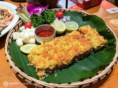 罗平布依五色花米糕-老滇山寨•云南特色菜•地方菜•民族风情歌舞表演(金碧店)