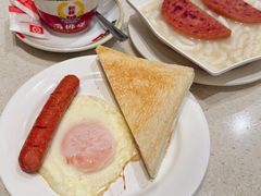 -香港新发烧腊茶餐厅(水围店)