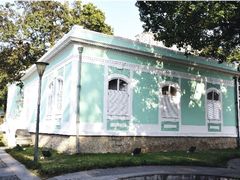 -龙环葡韵住宅式博物馆