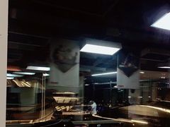 -奇迹健身金茂汇店