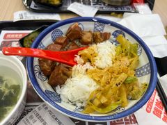 -犟骨头排骨饭•大骨面(弘阳广场店)