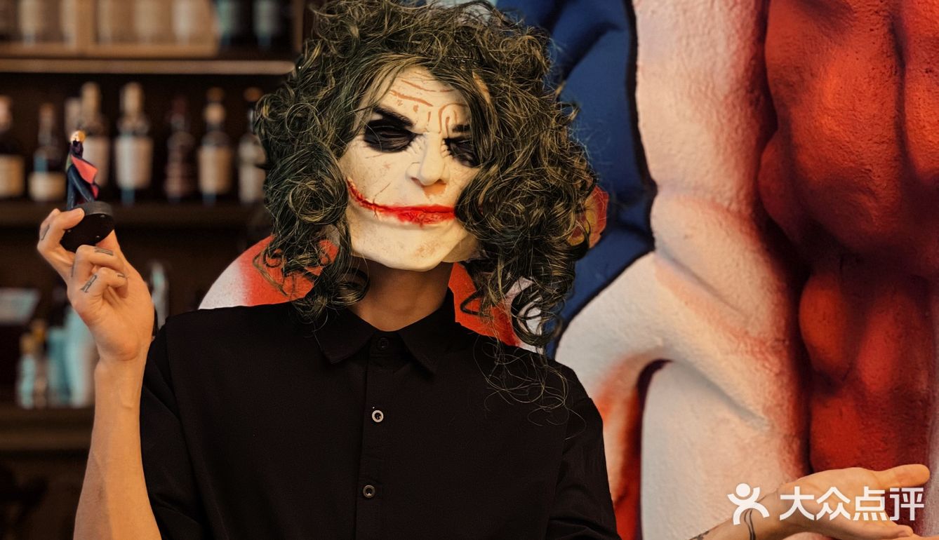 🎃西湖边惊现惊魂小丑屋‼️杭州万圣节开卷啦🤡
