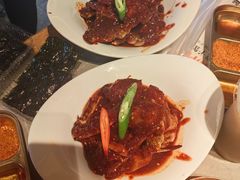 -草家酱蟹炭火烤肉店(珲春南路一店)