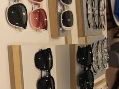 -博士眼镜(东莞明丰广场店)