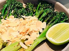 烤西兰花苔-胡麻(静安嘉里店)