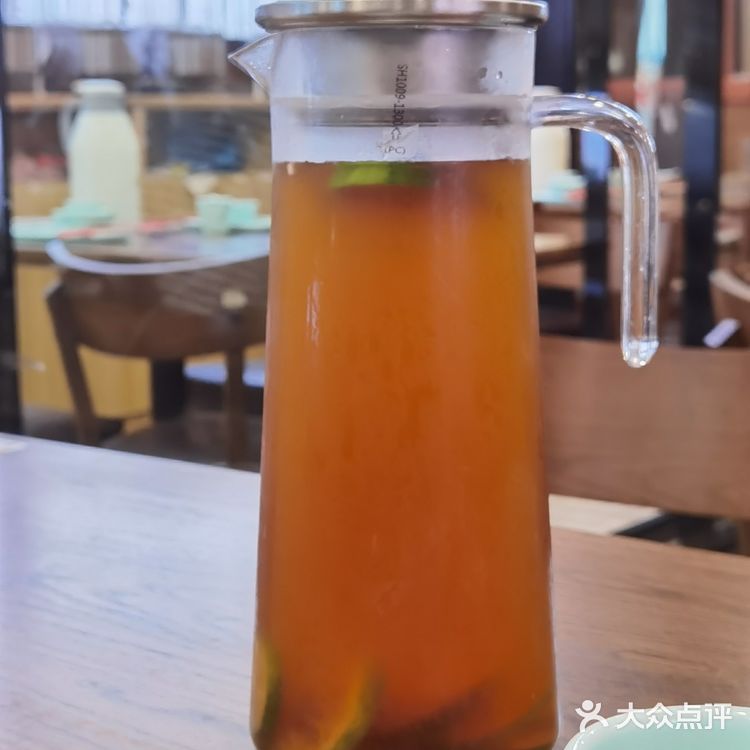 感受静安大融城里的“胖东北”,重拾东北菜的味道🍽️