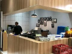 -汇吃汇喝美食街(上海建发浦悦荟广场店)