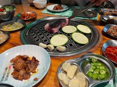 -唯成•韩国炭火烤肉 유성고기