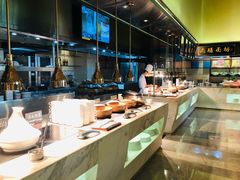 自助取餐区-前海华侨城JW万豪酒店·都会尚膳自助餐厅·牛排海鲜酒水畅飨