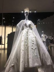 -MANLI BRIDAL婚纱