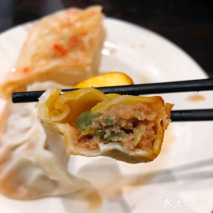共和春(甘泉路店)鲜肉锅贴图片