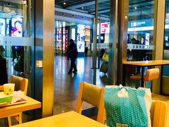 大堂-德克士(虹桥火车站店)