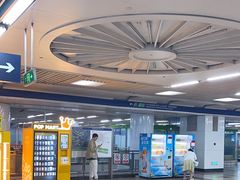 -北京西站(地铁站)