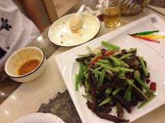 -马尔龙新疆饭店·清真(瑞景店)