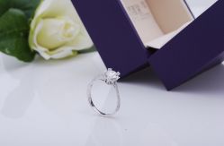 威德钻石-克拉钻专家&D色大本营-威德钻石-克拉钻大本营(南京东路店)