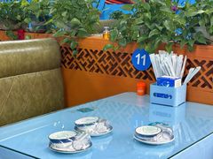 -崴海渔村(虹梅路店)