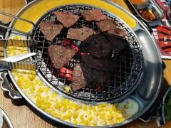 -青瓦炭韩潮烤肉(花园道店)