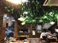 大堂-三里屯土灶炖公鸡地锅鸡(江东店)