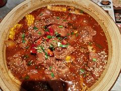 砂锅香辣耙猪脚-山四砂锅(太原钟楼街店)