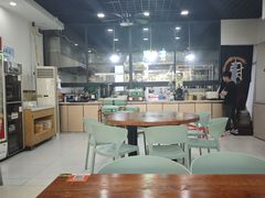 -老何家后安粉·糟粕醋海鲜火锅(三亚湾椰梦长廊店)