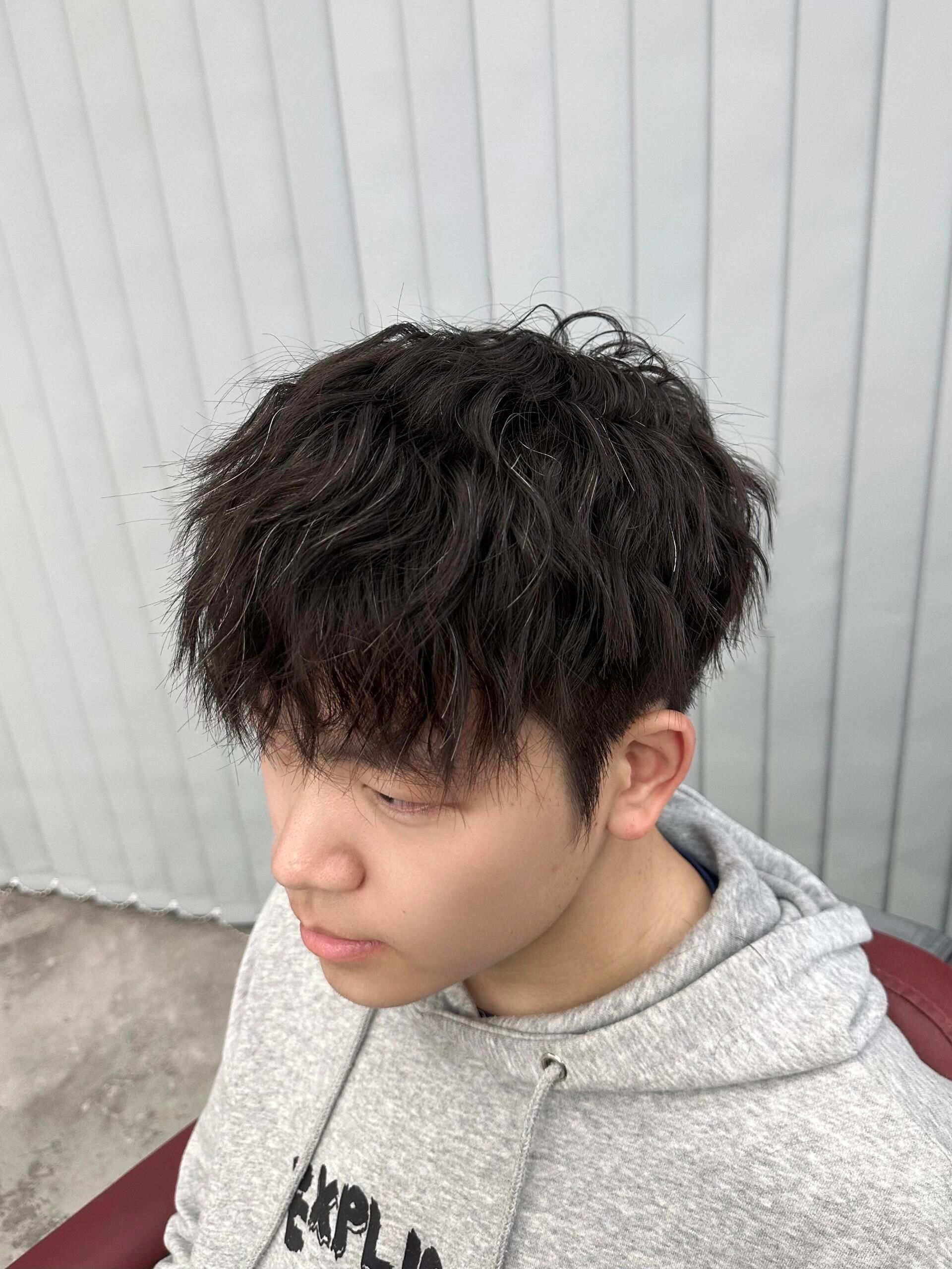 新潮男发型必看哦