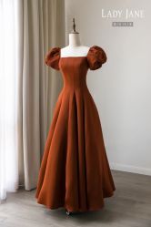 -Lady  Jane高端婚纱礼服馆