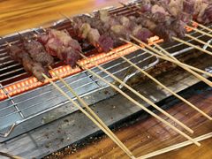 -哈尔滨小酒馆·鲜肉现穿自助烧烤(康新花园店)